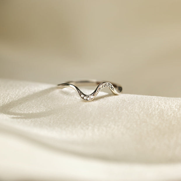 Minimalist Wave Ring