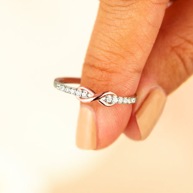 Best Bi♥ches Forever Pinky Promise Matching Infinity Band Ring Set
