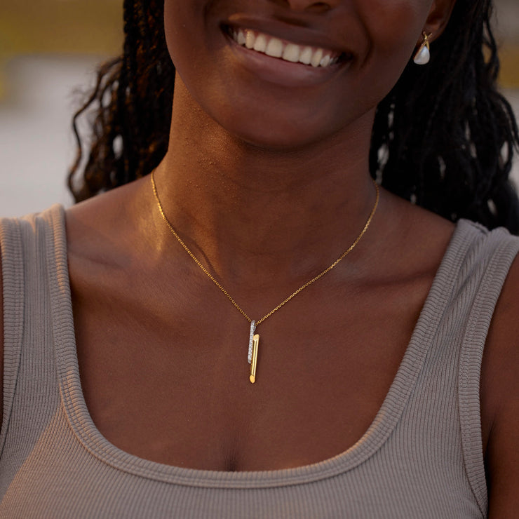 Duo Color Sticking Together Necklace