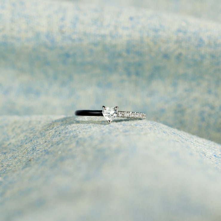 Heart-Cut Half Enamel Ring