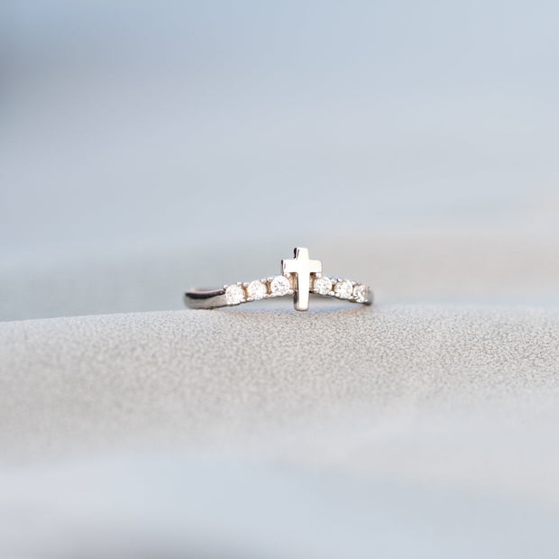 Cross Arch Ring