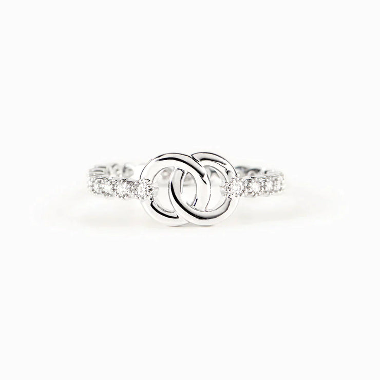 Pavé Interlocking Ring